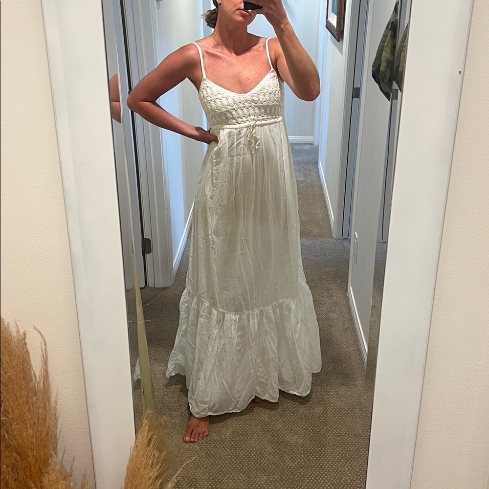 Zara White Maxi Dress with Spaghetti Straps - Picture 2 of 7